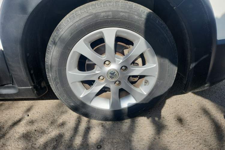 Used Venucia R50X 2013 1.6L Automatic Model
