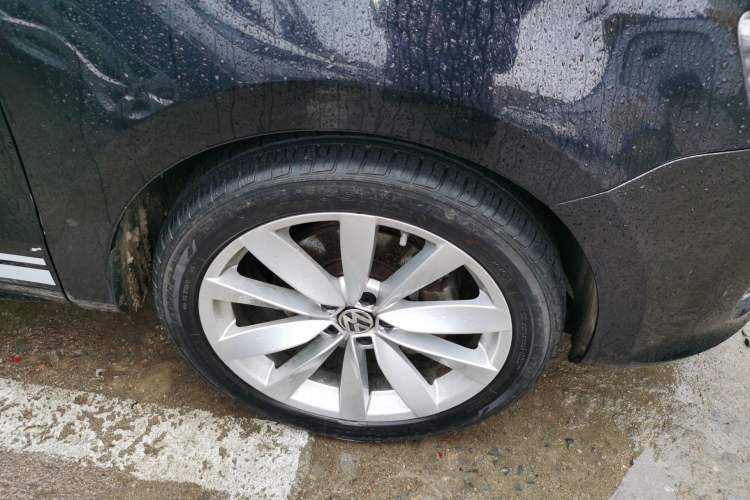 Used Volkswagen Sharan 2014 2.0 TSI Comfort Model
