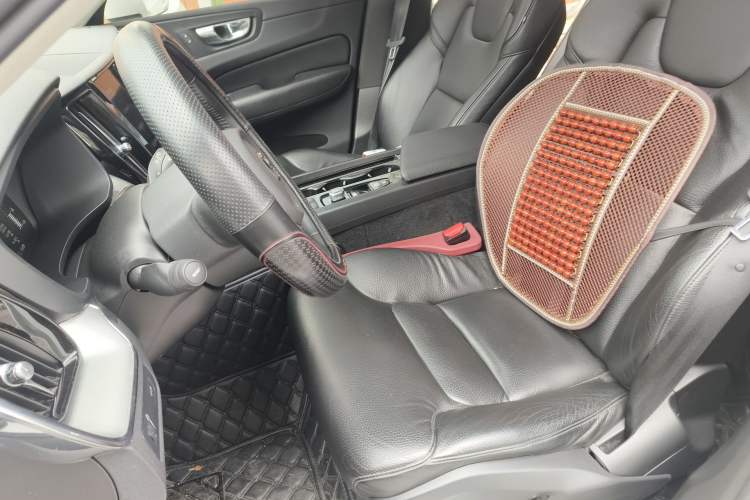 Used Volvo XC60 2020 T5 4x4 Zhiyi Luxury Edition
