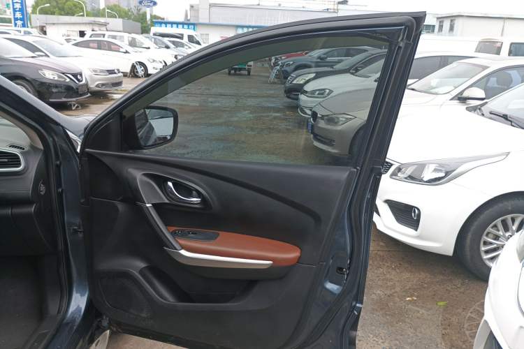 Used Renault Kadjar 2016 2.0L Two-Wheel Drive Comfort Edition