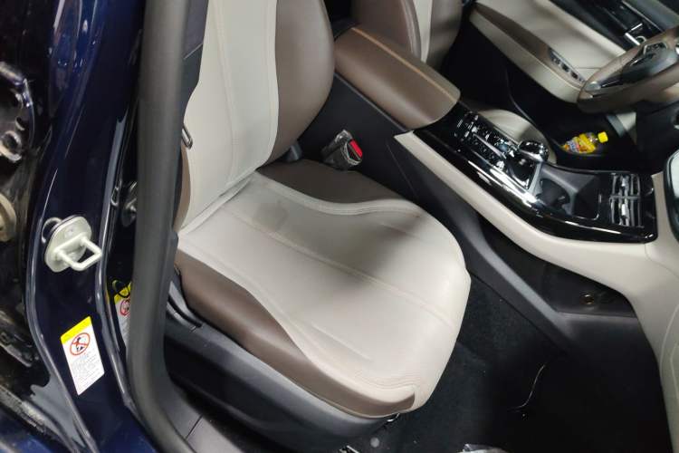 Used BYD Qin PLUS 2021 DM-i 55KM Prestige Model