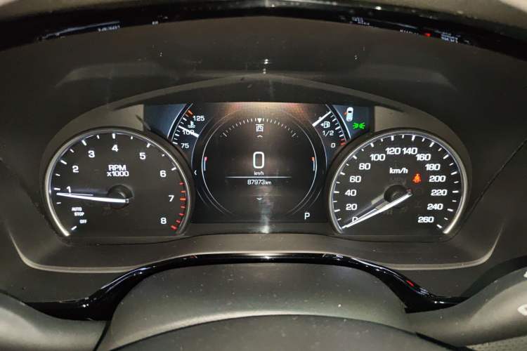 Used Cadillac XT5 2018 25T Luxury Model
