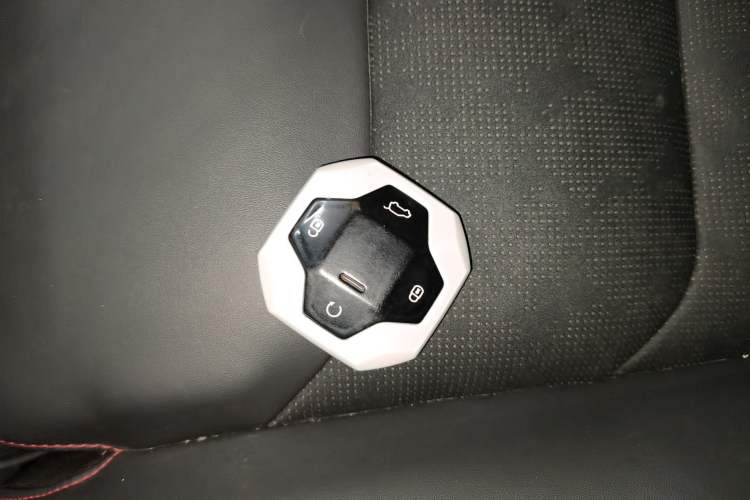 Used JETOUR Shanhai Traveler C-DM 2024 C-DM 208KM Mountain & Wilderness Edition