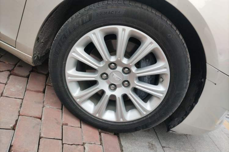 Used Cadillac XTS 2015 28T Luxury Model
