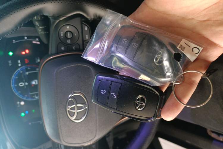 Used Toyota Corolla Cross 2026 Model 2.0L Elite Edition