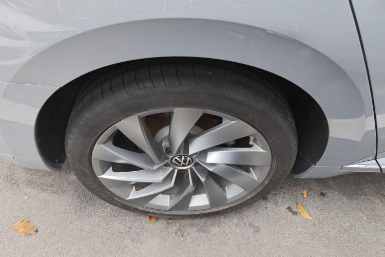 Used Volkswagen FAW-Volkswagen CC 2023 380TSI Striking Edition Exterior 5