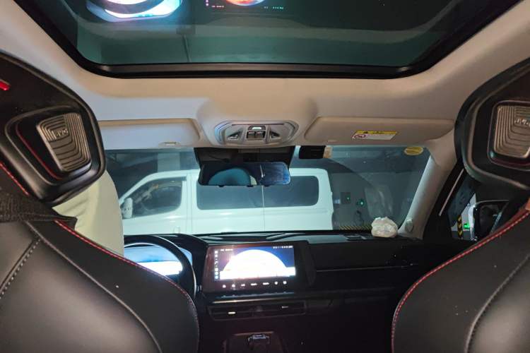 Used Haval X DOG 2022 1.5T DCT Two-Wheel Drive Trendy Edition Headliner