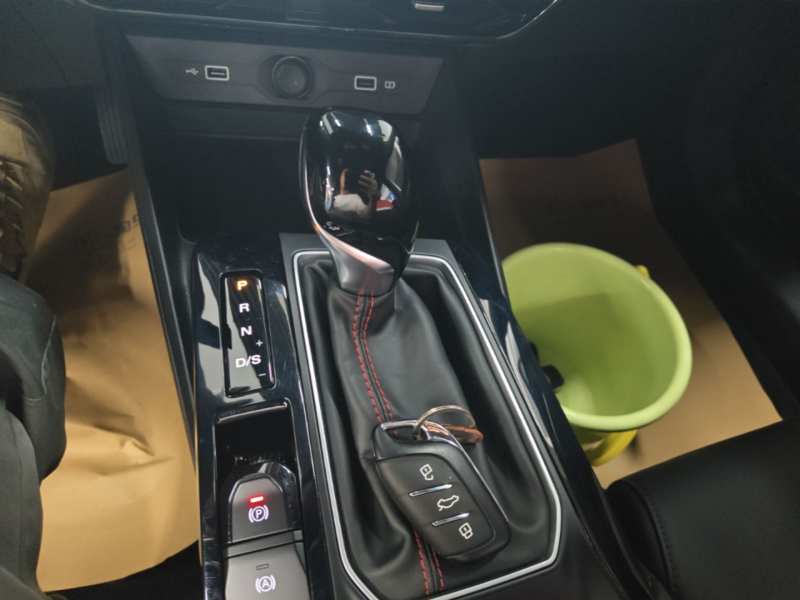 Used MG 5 2023 180 DVVT CVT Luxury Edition — 13