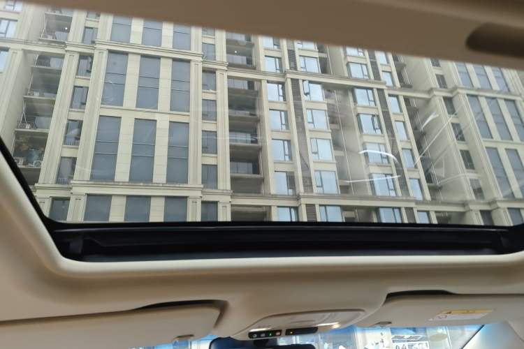 Used Buick GL8 2023 ES Lu Zun Deluxe Model
