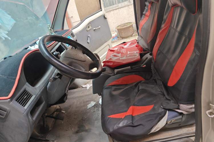 Used Wuling Zhiguang 2010 1.0L Base Version