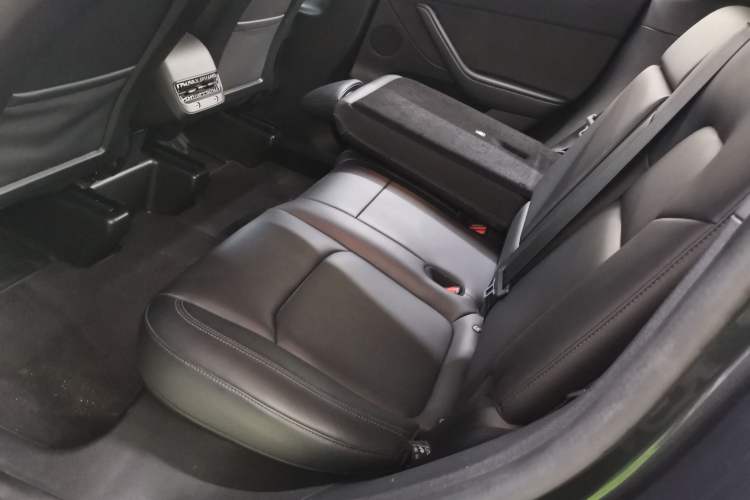 Used Tesla Model Y 2024 Rear-Wheel-Drive Version Left Rear Seat