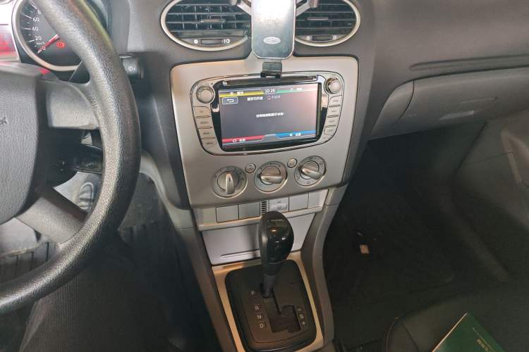 Used Ford Focus 2013 Hatchback Classic 1.8L Automatic Base Model