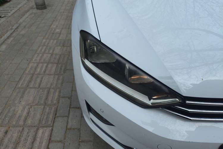 Used Volkswagen Golf Sportsvan 2016 230TSI Automatic Trend Edition
