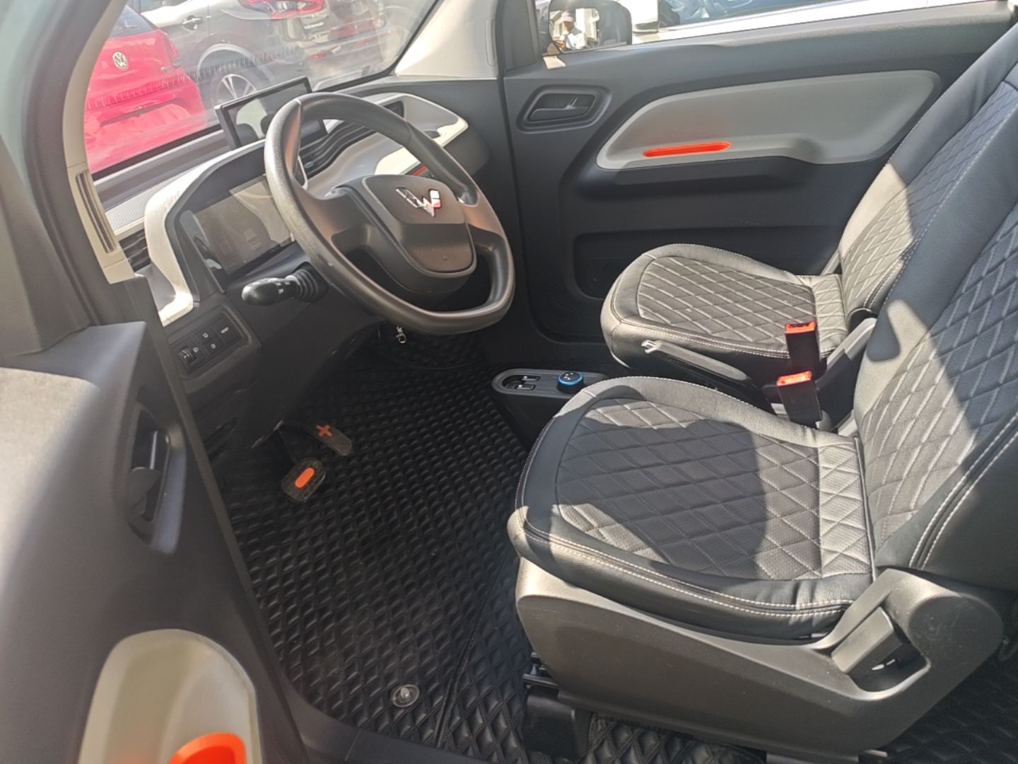 Interior delantero