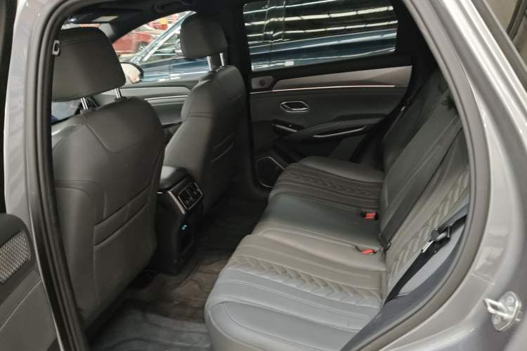 Used BYD Song L DM-i 2025 Intelligent Driving Version 160 km Excellence Edition
