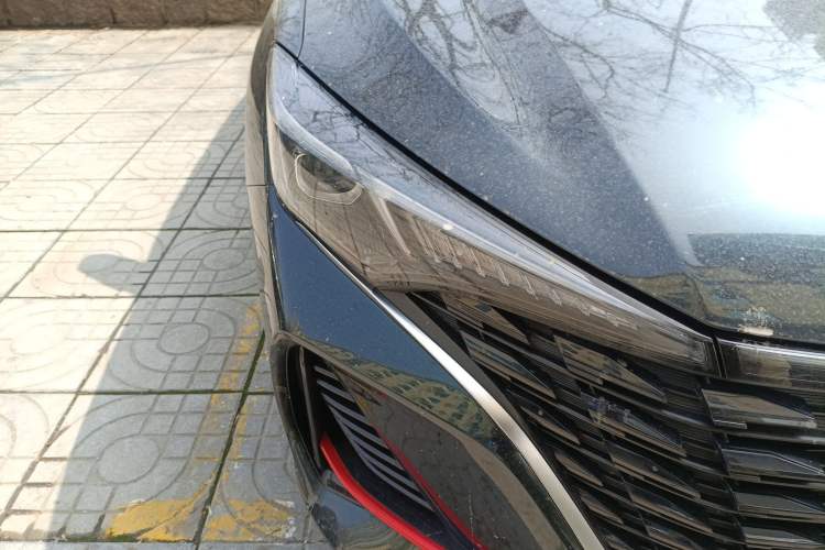 Used CHANGAN Eado 2024 PLUS Blue Whale NE 1.4T GDI DCT High-Energy Edition Right Front Headlight