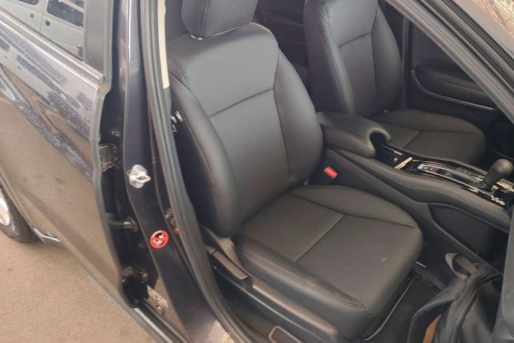 Used Honda Vezel 2018 1.5L CVT 2WD Technology Elite Model
