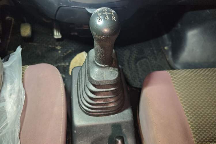 Used CHANGAN KAICHENG Star 9 2019 1.5L Base Model Van Transporter 4G15S