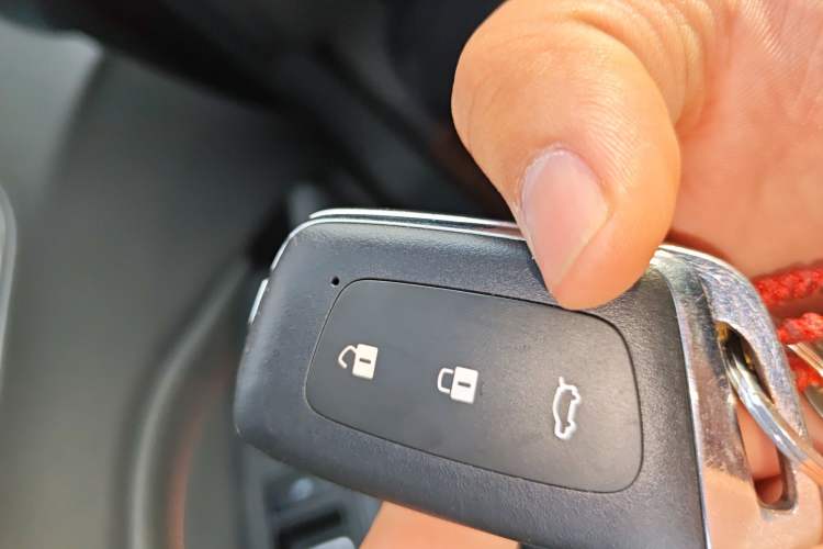 Used Baojun RC-6 2019 1.5T CVT 24-Hour Online Prestige Edition
