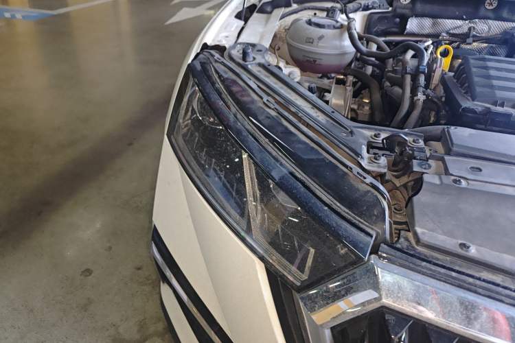 Used Skoda Octavia 2022 PRO TSI280 Luxury Edition Right Front Headlight