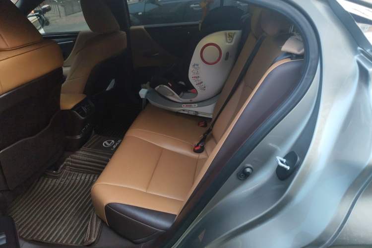 Used Lexus ES 2020 200 Excellence Edition