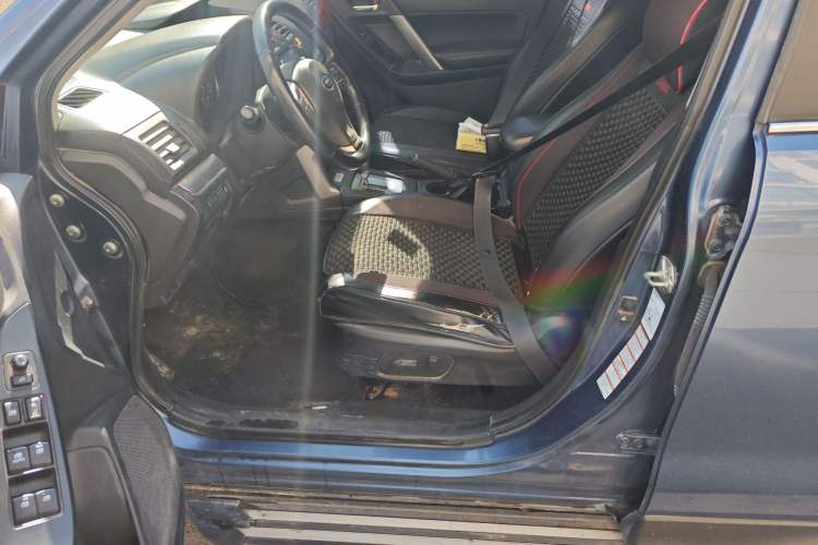 Used Subaru Forester 2013 2.0i Automatic Luxury Edition
