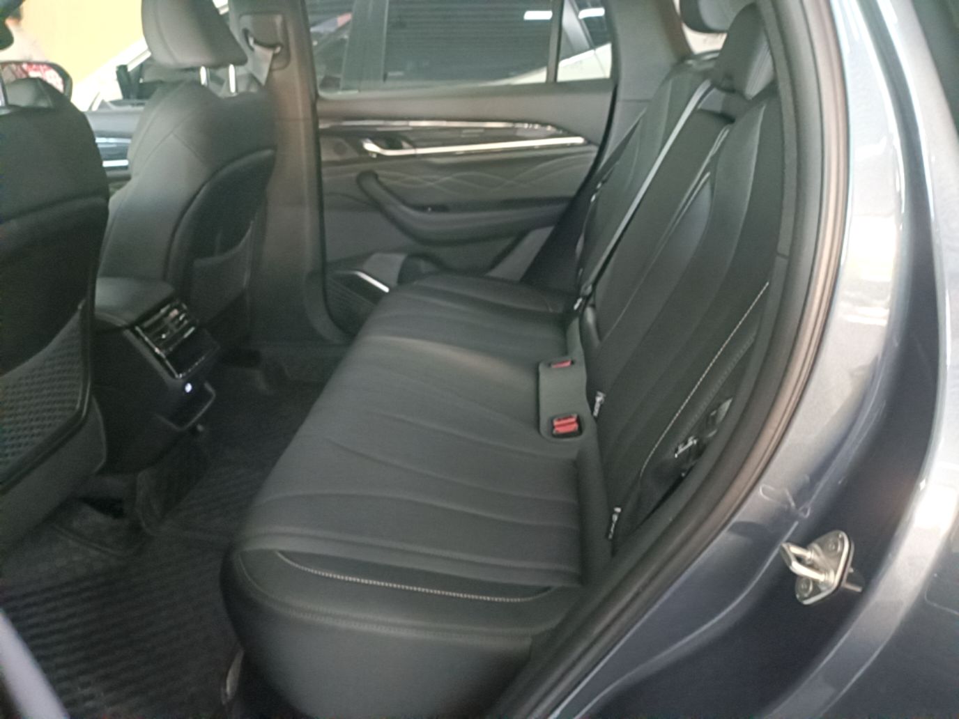 Geely Auto Monjaro L 2024 2.0TD DCT EVO Two-Wheel Drive Long-Range Version — снимка 20
