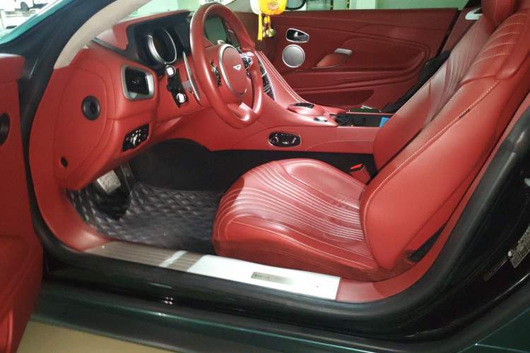 Used AstonMartin DB11 2019 4.0T V8 Coupe