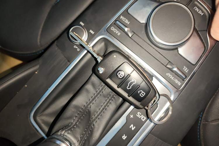 Used Audi A3 2020 Limousine 35 TFSI Fashion Edition China VI Emission Standard