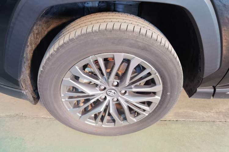 Used Toyota Wildlander 2023 Dual-Motor 2.5L E-CVT Four-Wheel Drive Prestige Edition