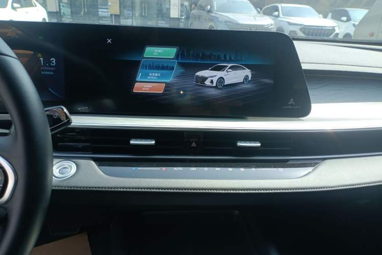 Used Chery Arrizo 8 2022 1.6T DCT Ya
