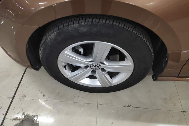 Used Volkswagen Lamando 2017 230TSI DSG Fashion Edition
