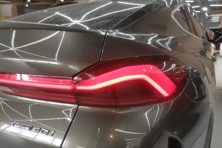 Used BMW X6 2020 xDrive40i Luxury Model with M Sport Package
