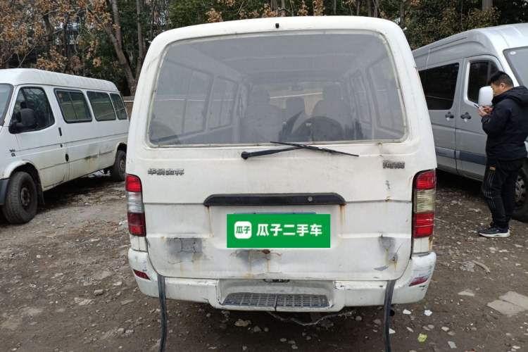 Used Jinbei Hiace 2014 2.0L 5th Generation Kuaiyunwang Business Version 4G19
