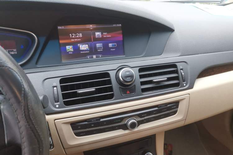 Used Roewe e550 2014 Flagship Edition
