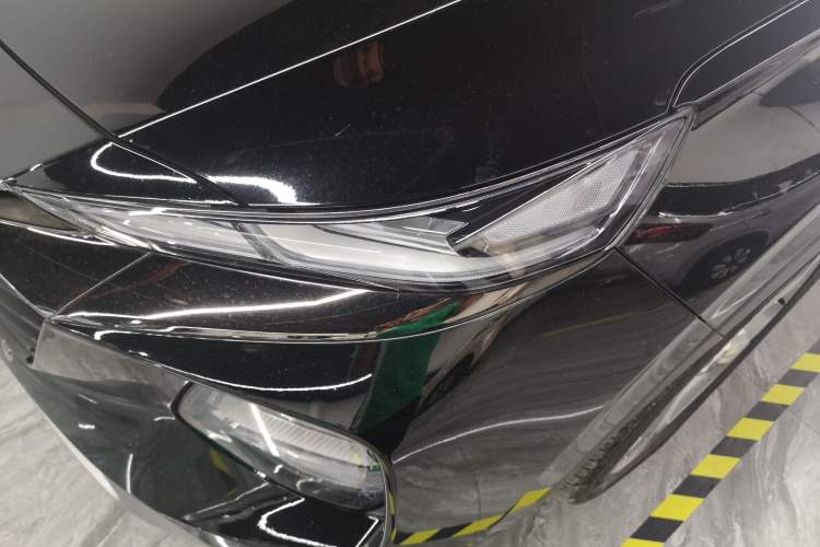 Used Hyundai Santa Fe 2023 Traveler 380T GDi Automatic Two-Wheel Drive GLX Elite Edition Left Front Headlight