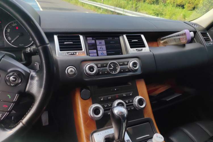 Used Land Rover Range Sport 2013 3.0 TDV6 Diesel Edition