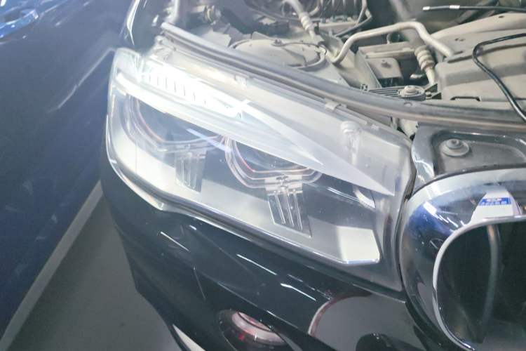 Used BMW X5 2014 xDrive35i Elegant Edition Right Front Headlight