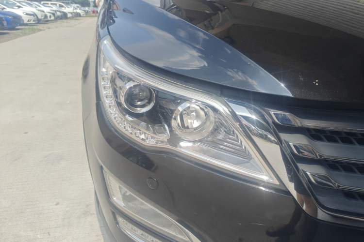 Used Baojun 560 2016 1.8L Manual Luxury Edition