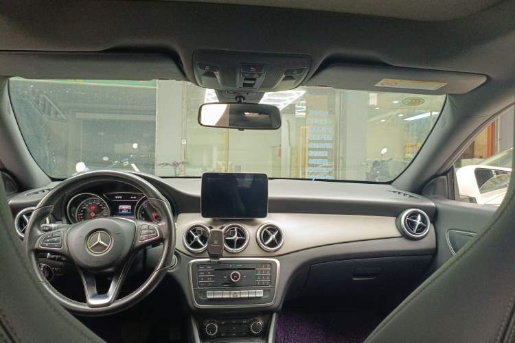 Used Mercedes-Benz CLA 2017 Refreshed CLA 200 Sport Edition Headliner