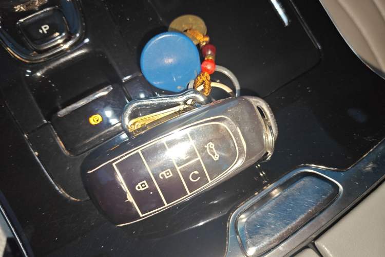 Used AION V 2022 Plus 80 Leader Edition Ternary Lithium Vehicle Key