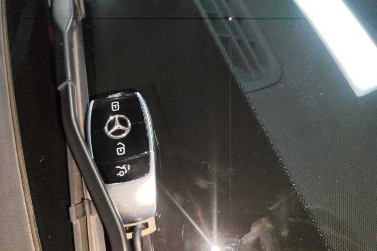 Used Mercedes-Benz E-Class 2022 Second Facelift E 260 L