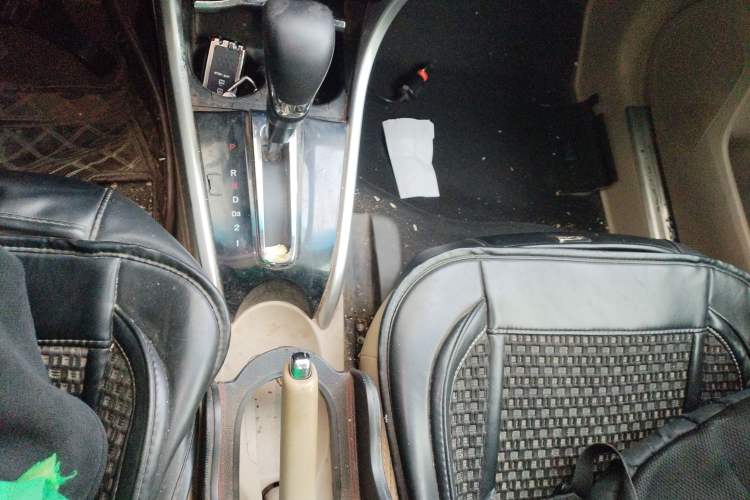 Used Honda Crider 2015 1.8L automatic luxury edition