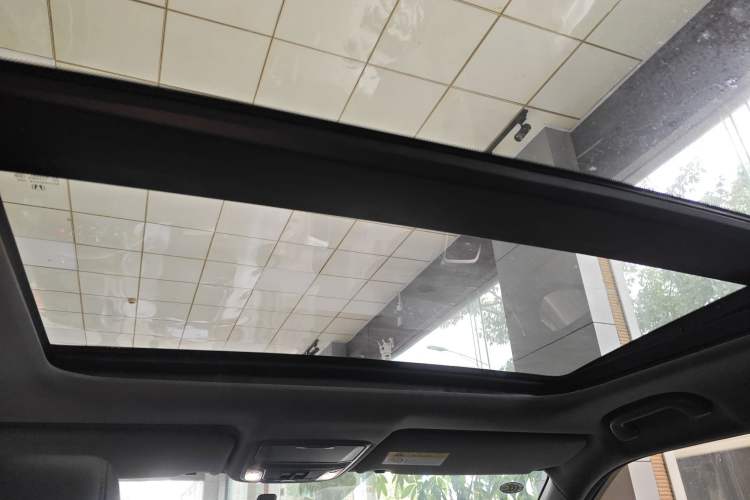 Used Honda UR-V 2017 240TURBO Two-Wheel Drive Classic Edition China V
