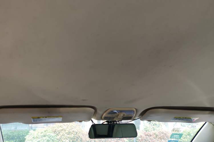 Used Chery Fengyun 2 2013 Hatchback 1.5L Manual Ruiyi Edition