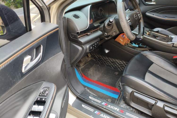 Used AION S 2023 Meizu 580 Lithium Iron Phosphate Driver Seat