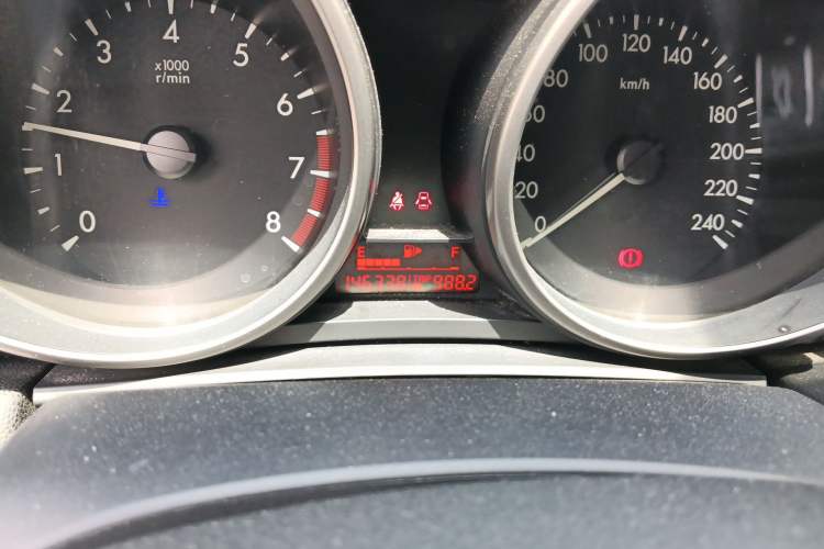 Used Mazda 3 2013 Sedan 1.6L Manual Elite Model