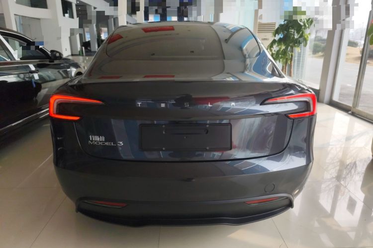 Used Tesla Model 3 2025 Rear-Wheel-Drive Version