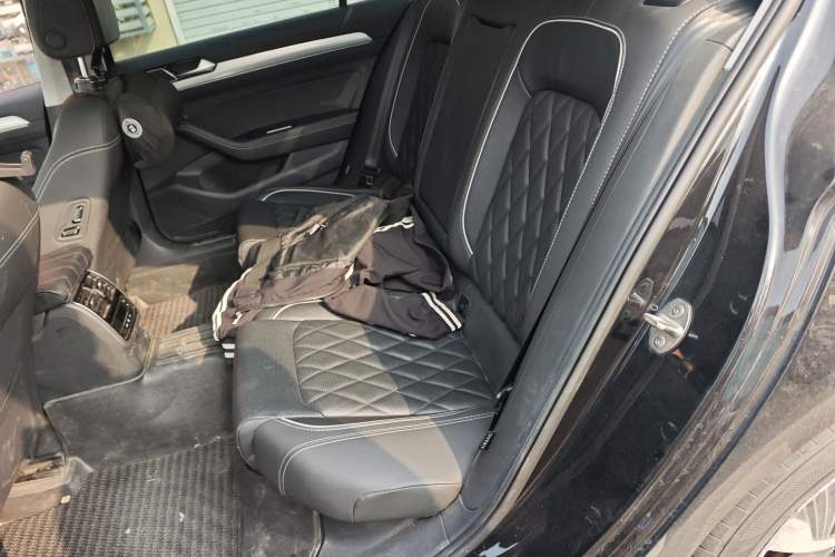 Used Volkswagen Magotan GTE Plug-in Hybrid 2022 GTE Luxury Model
