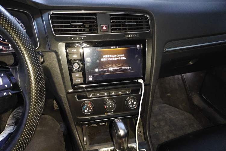 Used Volkswagen Golf 2019 280TSI DSG Luxury Version China VI Standard
